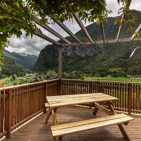 Panoramic Terrace, Huge Rain Shower And Cosy Lofts Флом Екстер'єр фото