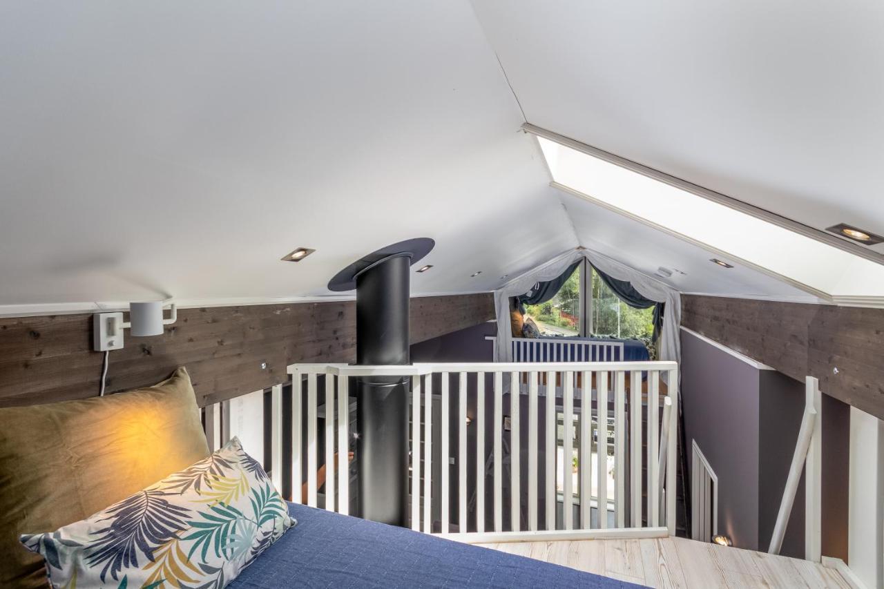 Panoramic Terrace, Huge Rain Shower And Cosy Lofts Флом Екстер'єр фото
