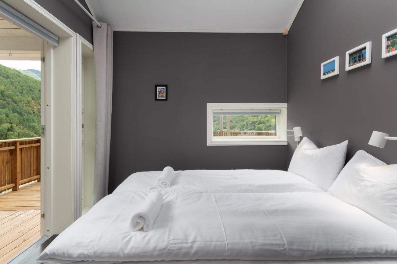 Panoramic Terrace, Huge Rain Shower And Cosy Lofts Флом Екстер'єр фото